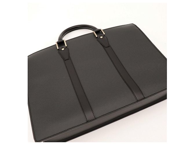 Louis Vuitton Valigetta in pelle Taiga Nero - vista 6