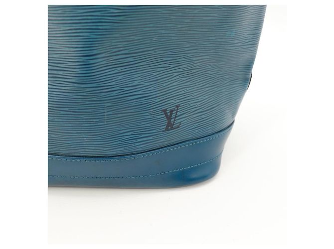 Louis Vuitton Borsa a Secchiello Noé in Pelle Epi Blu - vista 8