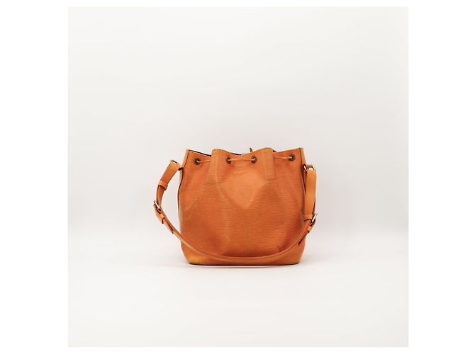 Louis Vuitton Borsa a Secchiello Noe GM in Pelle Epi Arancione - vista 3