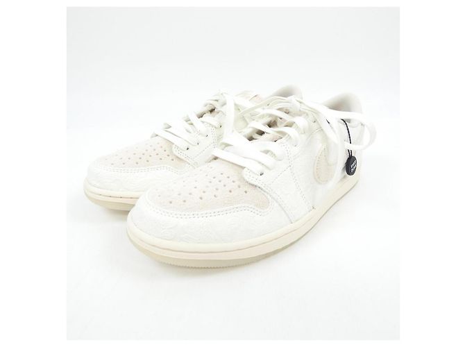 Autre Marque Sneakers Nike Jordan Bianco Beige - vista 3