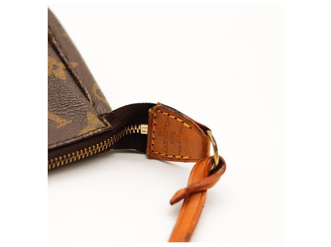Louis Vuitton Pochette Accessoires Monogram Marrone Monogramma - vista 8