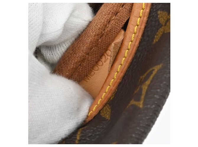 Louis Vuitton Saumur Monogram Canvas 30 Marrone - vista 5