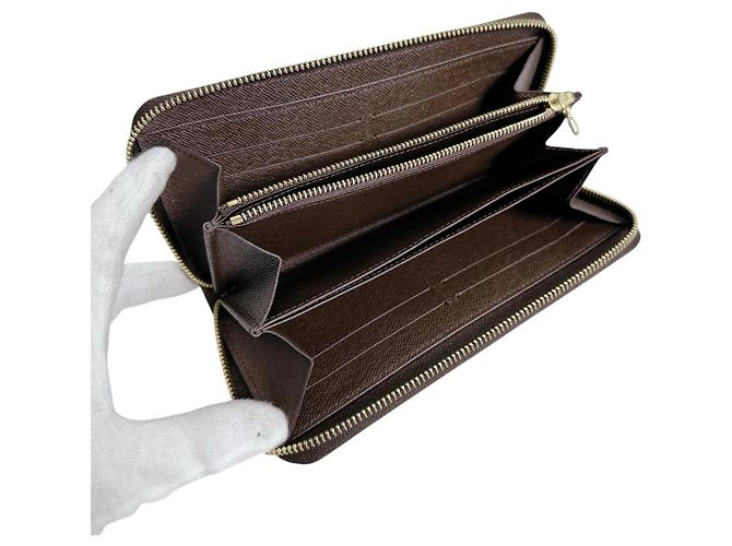 Louis Vuitton Zippy Wallet aus Damier Canvas Braun Mehrfarben Damier ebene - Ansicht 9