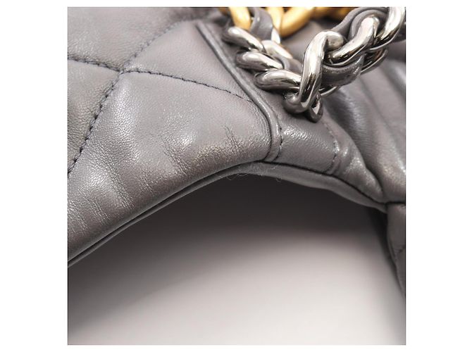 Chanel 19 Dixneuf Matelassé Borsa a Spalla 2-Way Marrone - vista 8
