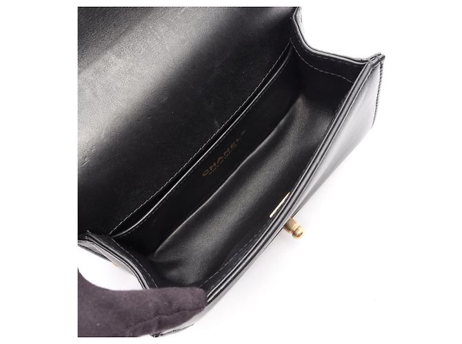 Borsa Chanel Boy Top Handle Flap Nero - vista 3