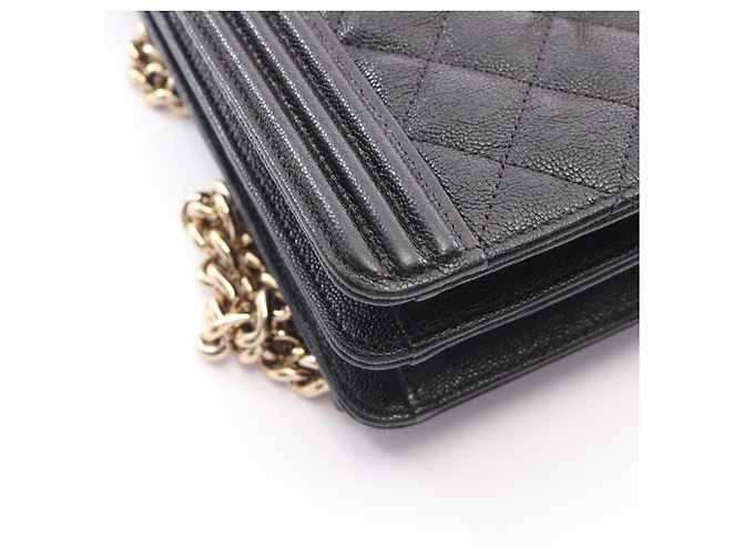 Borsa a tracolla Chanel Boy Matelassé in pelle nera Nero - vista 6