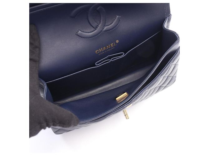 Borsa Chanel Matelassé Double Flap Blu navy - vista 3