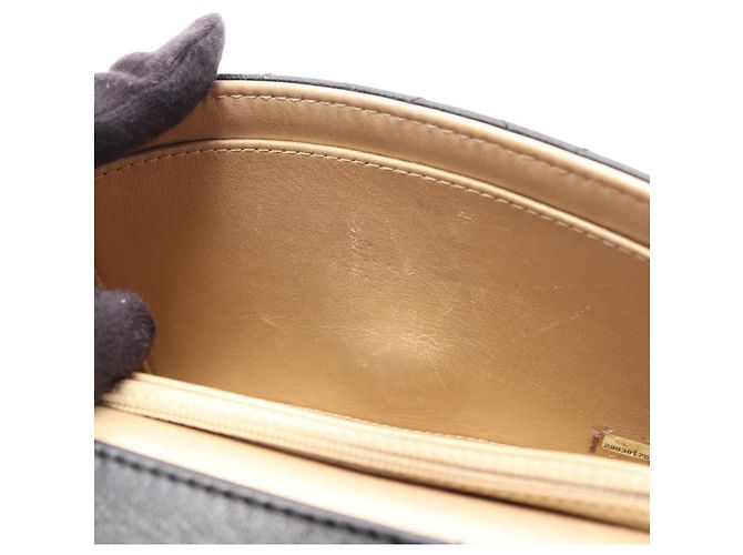 Chanel Matelassé Schultertasche Schwarz - Ansicht 6