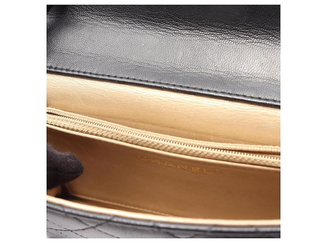 Chanel Matelassé Schultertasche Schwarz - Ansicht 9
