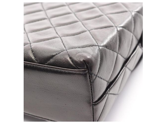 Timeless Borsa a Spalla Chanel Matelassé Nero - vista 10