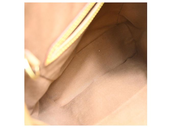 Louis Vuitton Montsouris Monogram Canvas MM Marrone - vista 3