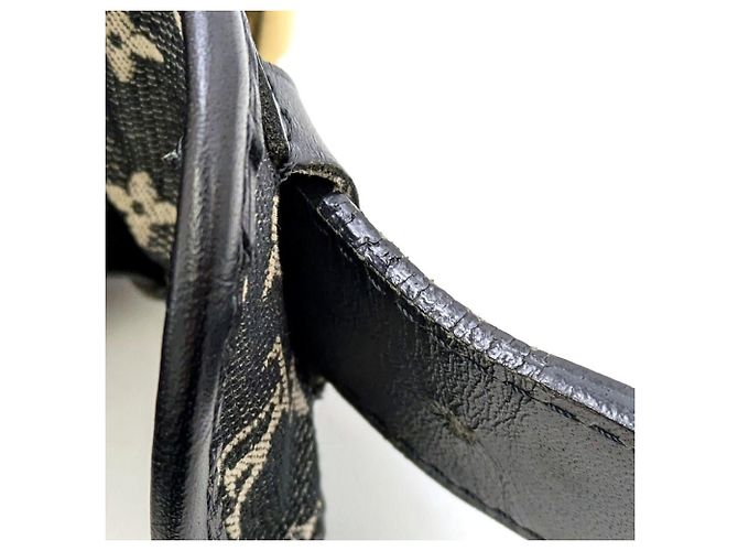 Borsa a tracolla Louis Vuitton Monogram Mini Besace Marie-Kate Nero - vista 16