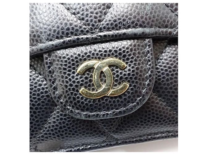Timeless Cartera tríptico Chanel en piel de becerro granulado negro - vista 13