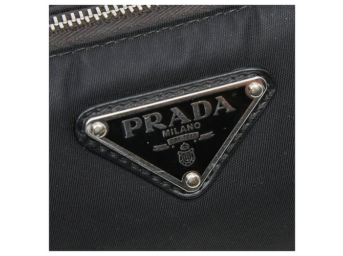 Borsa a tracolla con catena e placca con logo Triangle di Prada Nero - vista 10