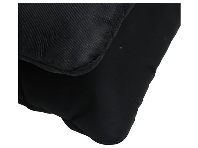 Borsa a tracolla con catena e placca con logo Triangle di Prada Nero - vista 5