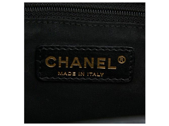 Timeless Borsa Tote Chanel Matelassé Coco Mark GST Chain Nero - vista 10