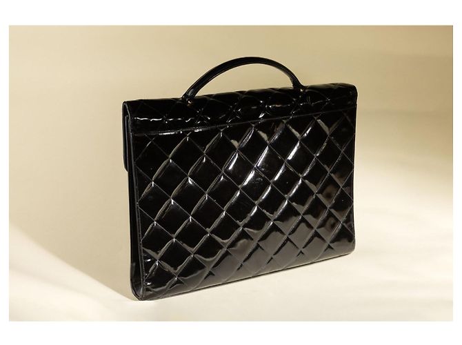 Borsa Chanel trapuntata in vernice nera Nero - vista 4