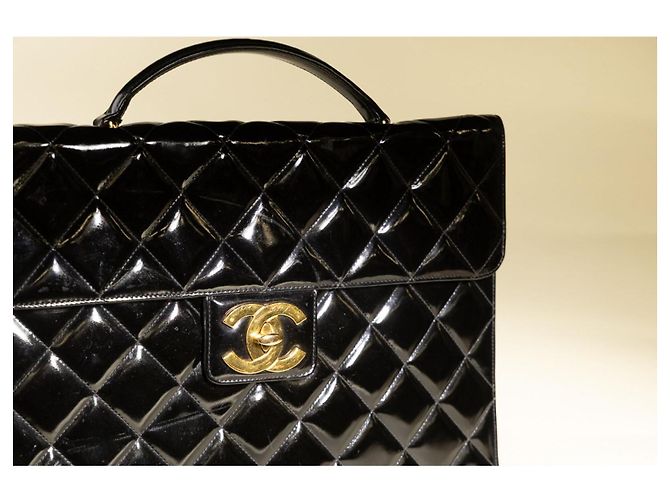 Borsa Chanel trapuntata in vernice nera Nero - vista 6