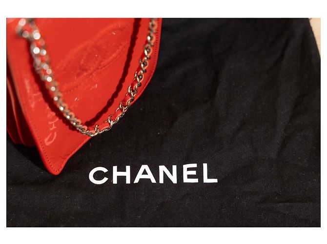 Chanel Clutch in pelle vernice rossa Rosso - vista 2
