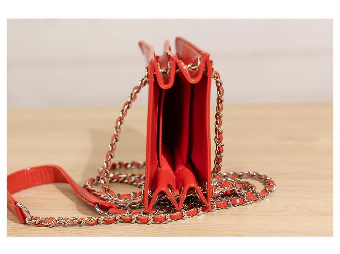 Chanel Clutch in pelle vernice rossa Rosso - vista 3