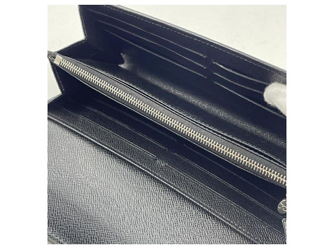 Cartera Larga Twist Epi Louis Vuitton Negro - vista 5