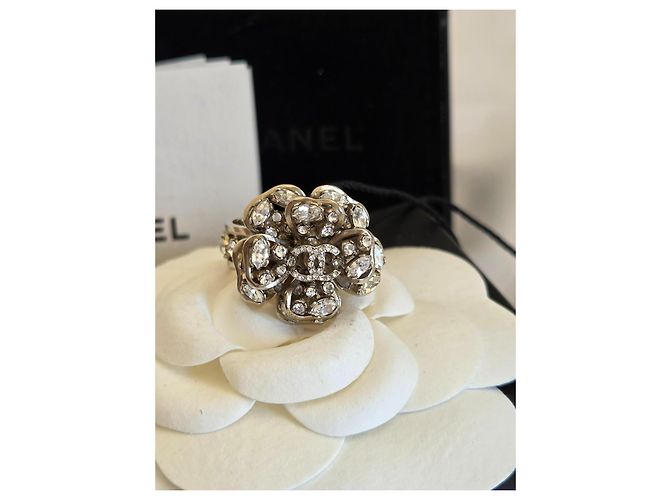 Anello Chanel Camelia CC Cristalli D'oro - vista 5