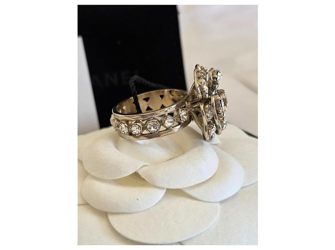 Anello Chanel Camelia CC Cristalli D'oro - vista 6