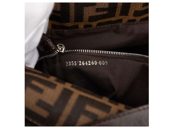 Borsa a tracolla Fendi Zucca Mamma Baguette Marrone - vista 6