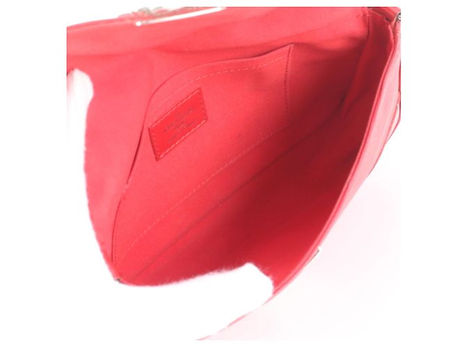 Borsa a tracolla Louis Vuitton Epi Pochette Segur in pelle Rosso - vista 7