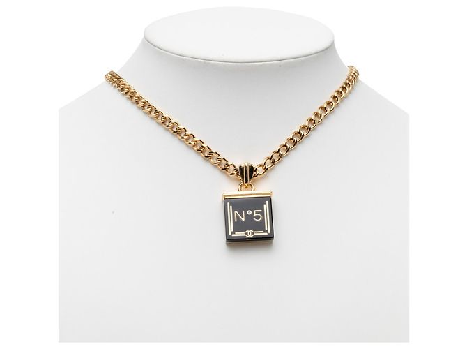 Collana a catena Chanel Coco Mark No. 5 Nero D'oro - vista 7
