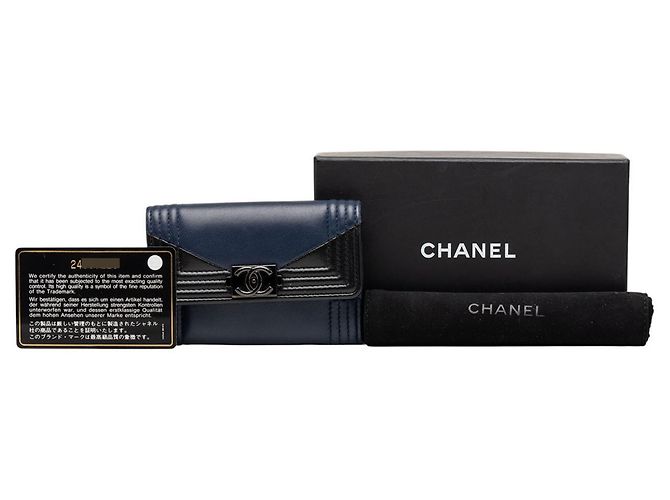Boy Tarjetero Chanel Coco Mark para hombre Negro Azul marino - vista 8