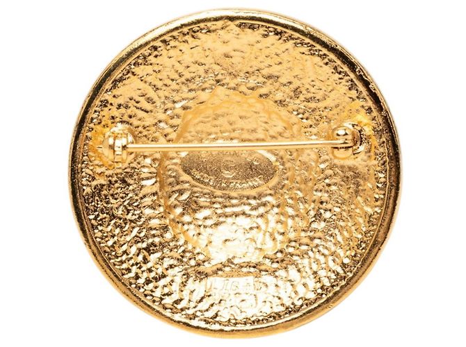 Spilla Logo Chanel placcata oro D'oro - vista 2