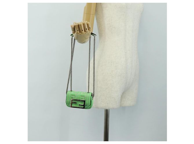 FENDI Nano Baguette Chain Schulterbeutel aus Leder 2way grün Auth 184863SAM Silber Hellgrün - Ansicht 26