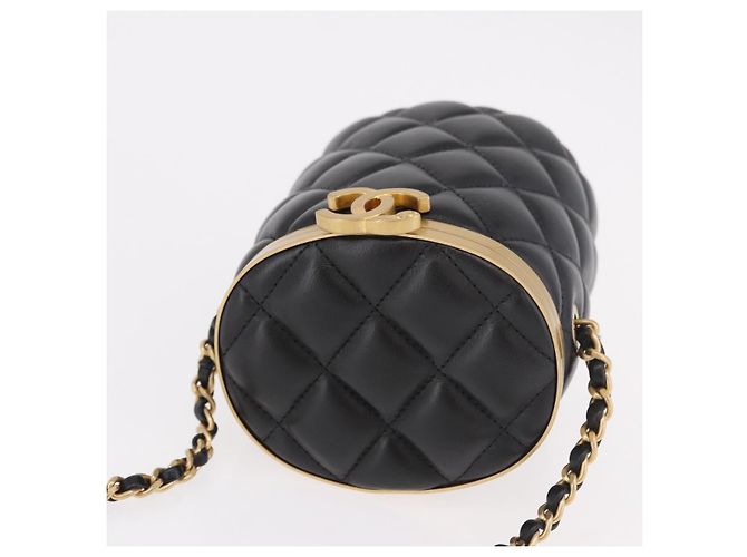 CHANEL Matelasse Chain Vanity Bag Lamb Skin Black Gold CC Auth 187609SAM Nero D'oro - vista 6