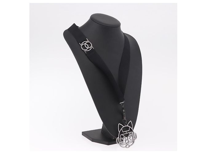 Collana CHANEL Cat Robot in metallo Nero CC Auth 185784M - vista 19