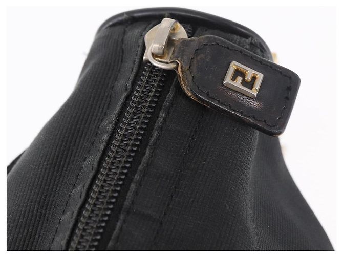 Borsa a Spalla FENDI Canvas Nero Oro Auth 186111 D'oro - vista 15