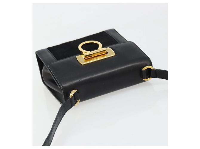 Borsa a tracolla Salvatore Ferragamo Gancini in pelle Harako Nera Oro Auth ka4773A Nero D'oro - vista 6