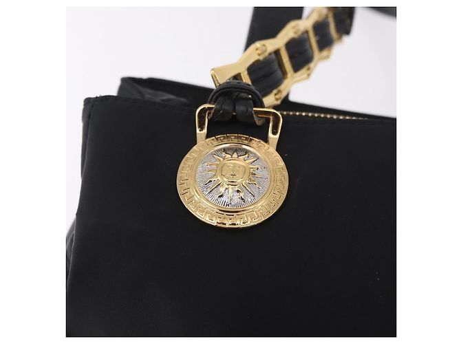 Borsa a Spalla VERSACE Nylon Nero Oro Auth 185860 D'oro - vista 19