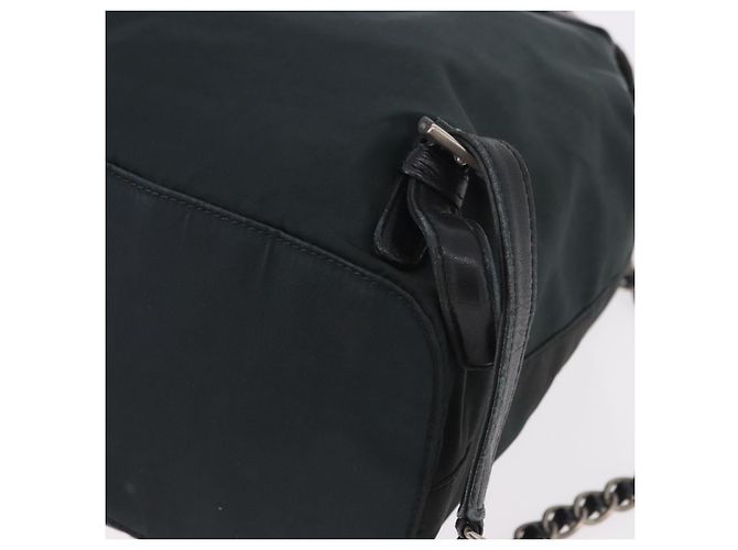 Zaino a tracolla con catena PRADA Nylon Verde Argento Auth 185902A - vista 15
