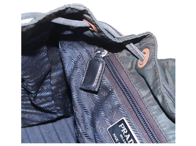 Zaino a tracolla con catena PRADA Nylon Verde Argento Auth 185902A - vista 25