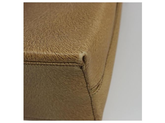 Borsa a tracolla Salvatore Ferragamo Gancini in pelle beige argento Auth 185544 - vista 14