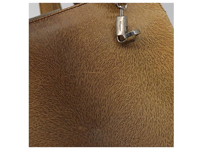 Borsa a tracolla Salvatore Ferragamo Gancini in pelle beige argento Auth 185544 - vista 16