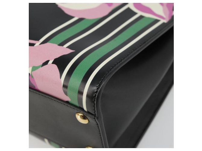 Borsa a mano Salvatore Ferragamo Gancini Pelle Nera e Oro Auth 185609A Nero D'oro - vista 10