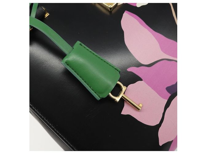 Borsa a mano Salvatore Ferragamo Gancini Pelle Nera e Oro Auth 185609A Nero D'oro - vista 16