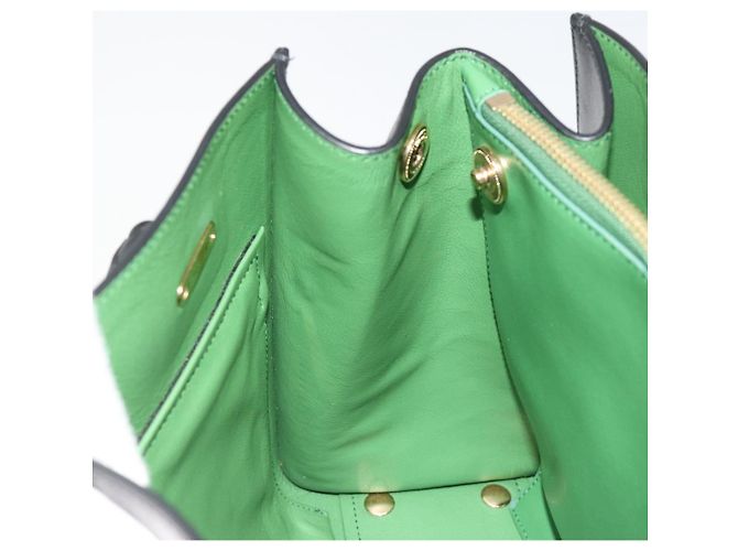 Borsa a mano Salvatore Ferragamo Gancini Pelle Nera e Oro Auth 185609A Nero D'oro - vista 19