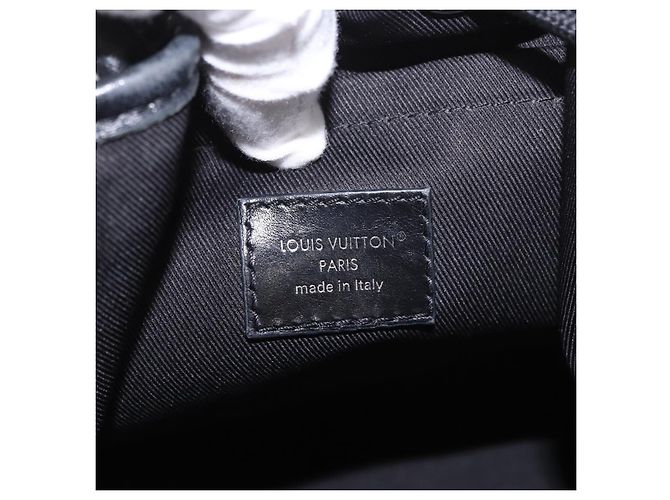 Borsa a tracolla LOUIS VUITTON Noe Cargo in pelle nera M13985 LV Auth 187562SAV Nero - vista 10