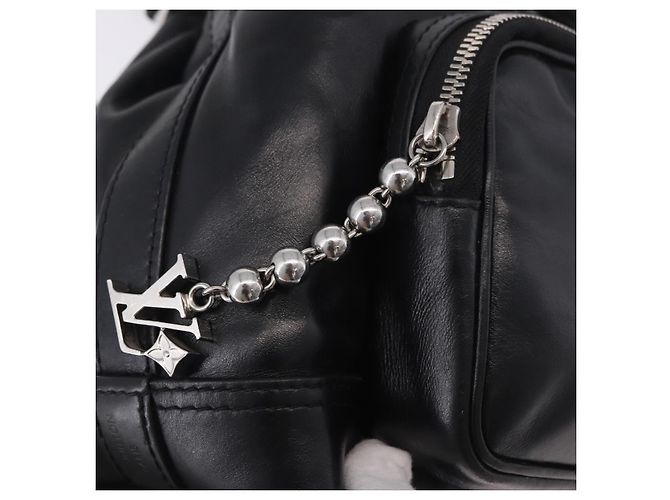 Borsa a tracolla LOUIS VUITTON Noe Cargo in pelle nera M13985 LV Auth 187562SAV Nero - vista 21