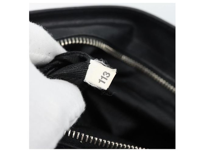 Bolso Tote PRADA de piel negro con detalles plateados Auth 187659V Plata - vista 22