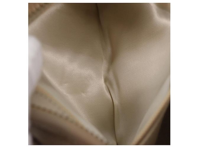 CHANEL Pouch Matelasse in pelle di agnello Beige Oro CC Auth 187733A D'oro - vista 18