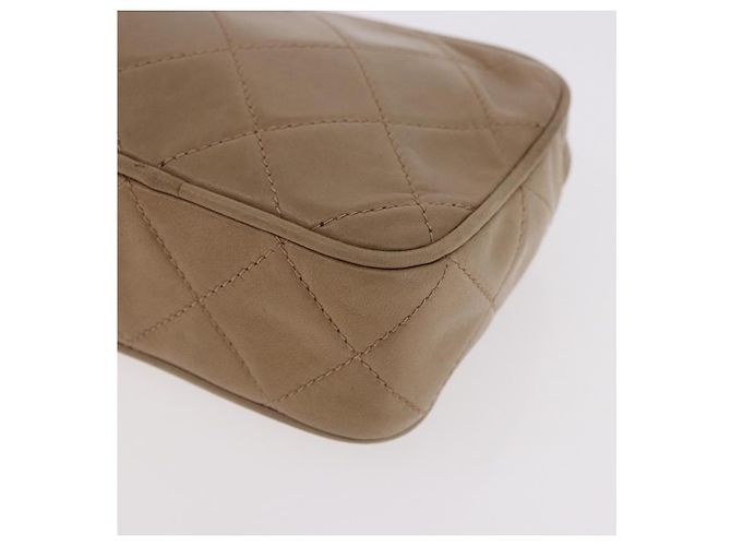 CHANEL Pouch Matelasse in pelle di agnello Beige Oro CC Auth 187733A D'oro - vista 9